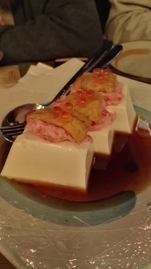 三色豆腐 (海謄、吞拿魚腩碎、三文魚子)