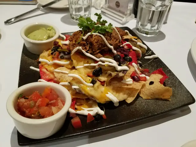 不知放了多久，芝士都凝結了