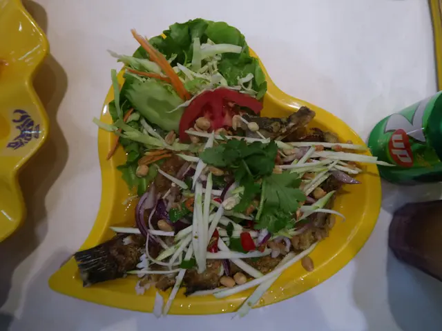 青芒絲沙律筍殼魚