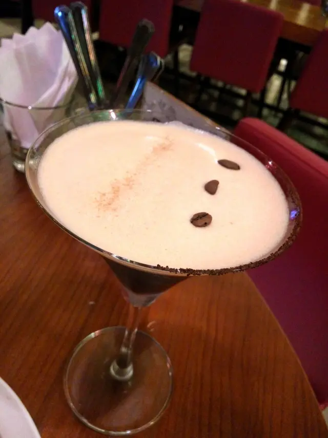 特色焦糖冧酒咖啡,味道一流值得一試。