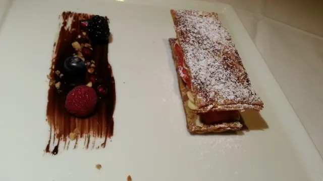 甜品日本士多啤梨拿破倫