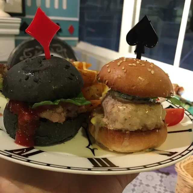 特偉兄弟雙胞胎