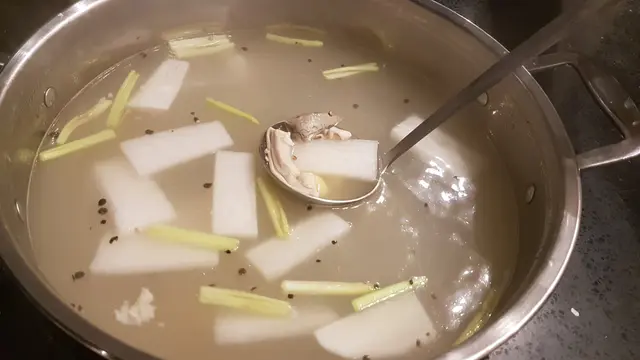 胡椒白果豬肚湯