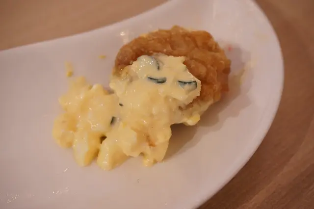 炸雞嫩滑之餘滿帶肉汁