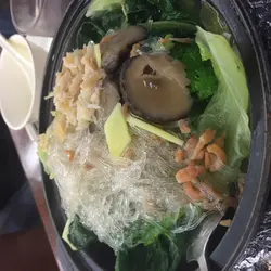 海鲜杂菜煲