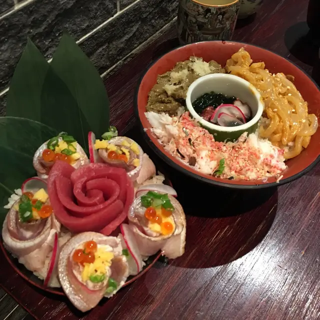 薔薇二段丼