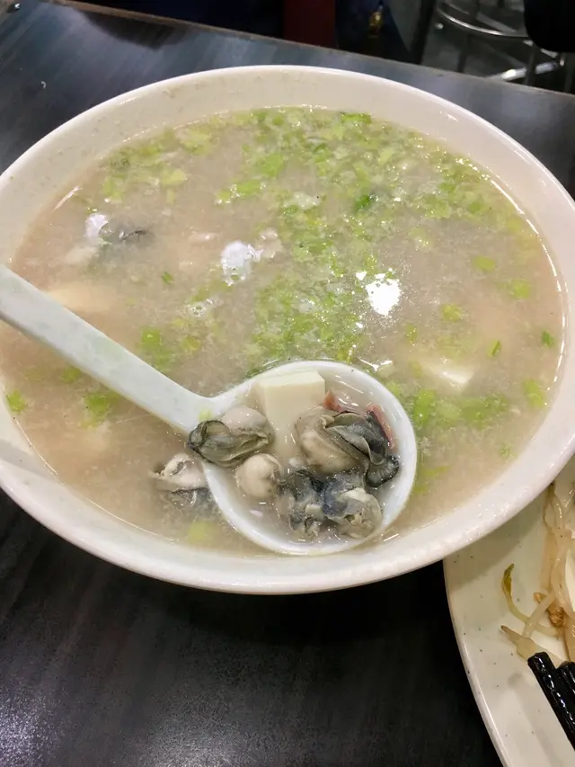 鮮蠔仔豆腐湯