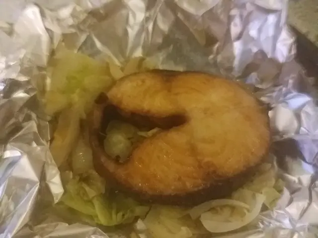 好食到連一條菜都唔放過過