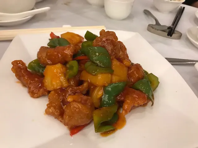 菠蘿咕嚕肉