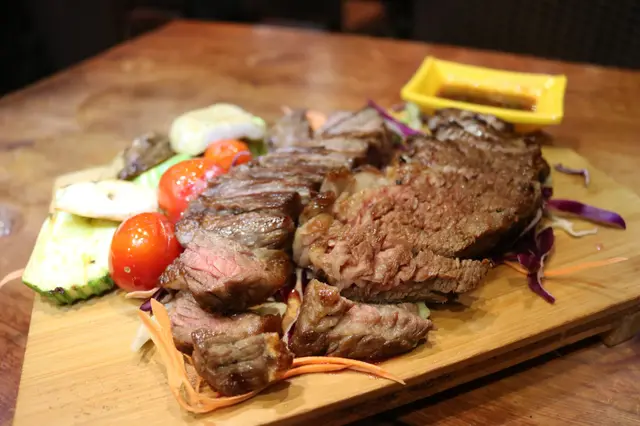 <極上燒安格斯西冷牛小排>(約9安士)