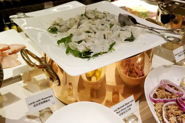 迷迭香煙燻豬肉(Lardo with Rosemary)