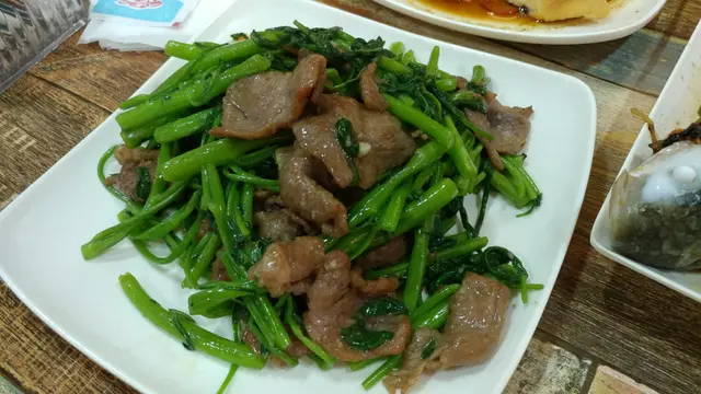 通菜炒牛肉