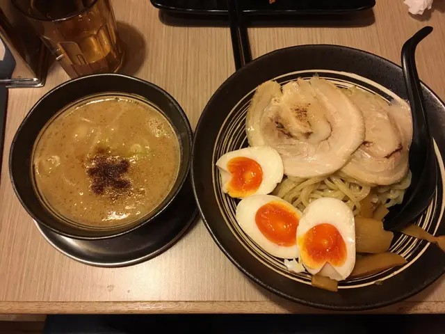 沾麵$68,加多兩隻蛋$9,整體口感唔錯