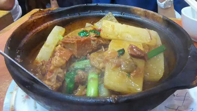 蘿蔔牛腩煲