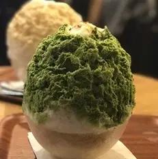 有源自北海道既牛乳雪榚 點都加埋落去 大滿足d加嘛 對不對？！