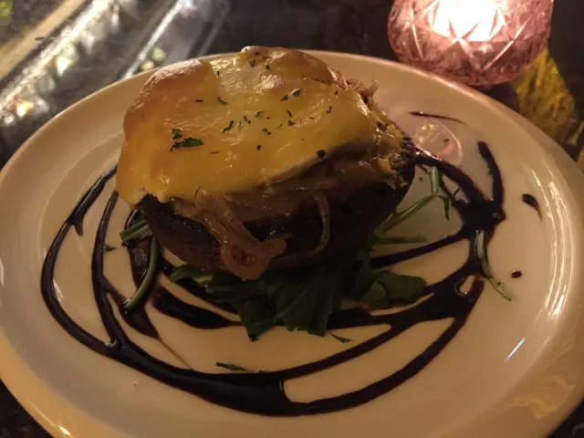 Portobello Benedict