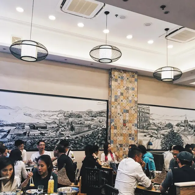 坐位好闊落,坐得好舒服