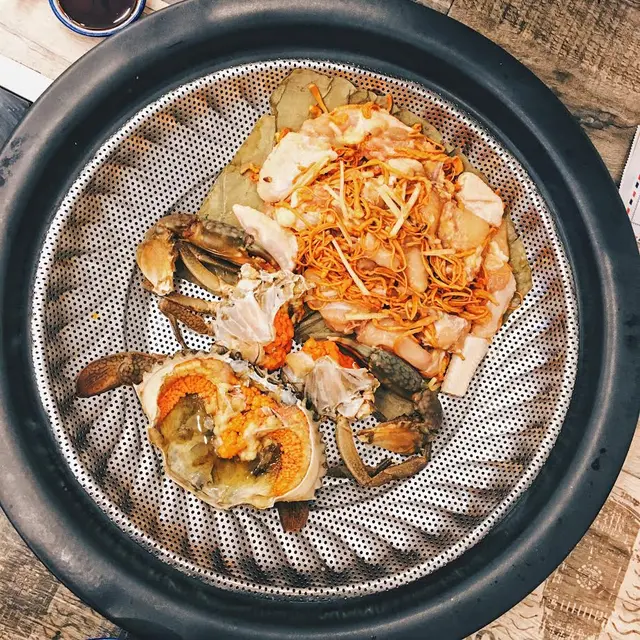 蟲草花蒸雞、大羔蟹