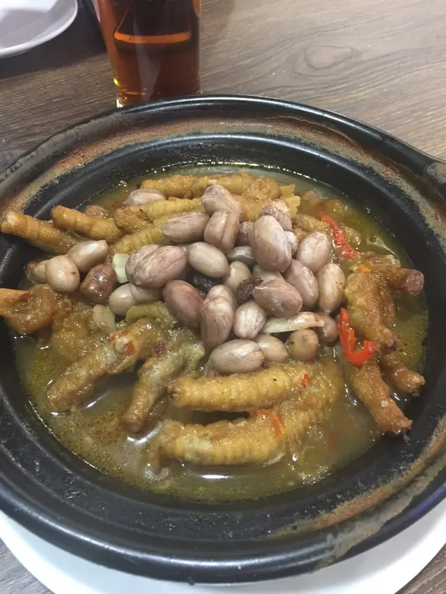 花生雞腳煲
