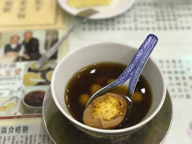 桑寄生蓮子蛋茶