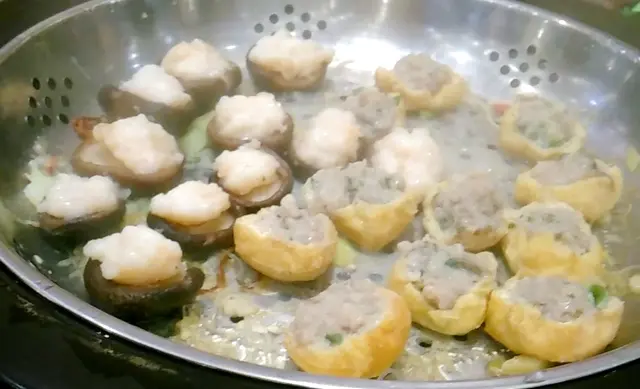 百花釀花菇 / 家鄉釀豆卜