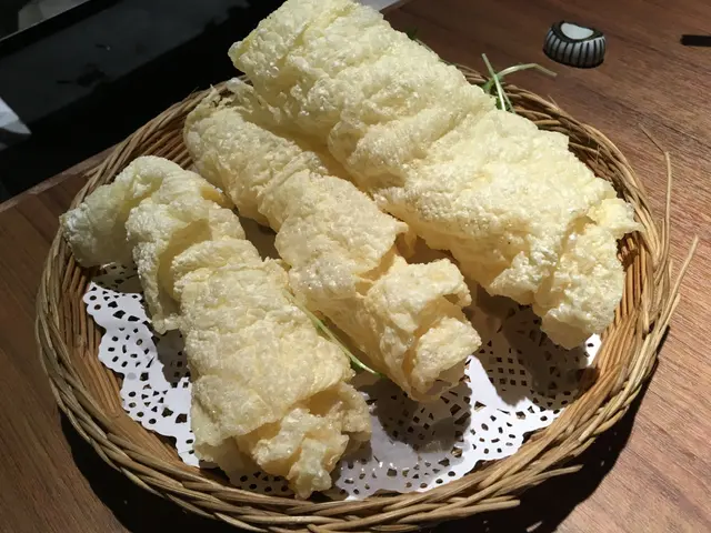 堅即炸, 熱辣辣