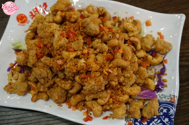 椒鹽腰果雞軟骨