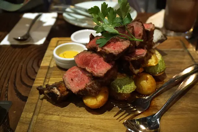 炭燒加拿大牛仔骨 (35oz)