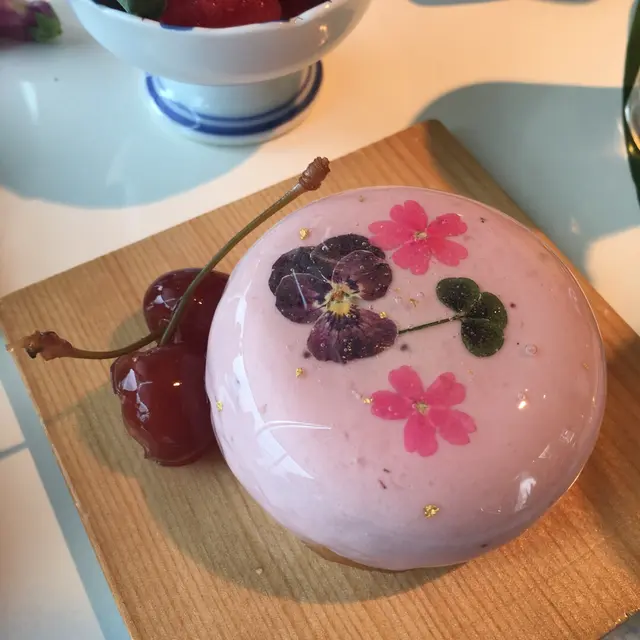 waiter  宣稱要最後食 因為最甜    我覺得OK