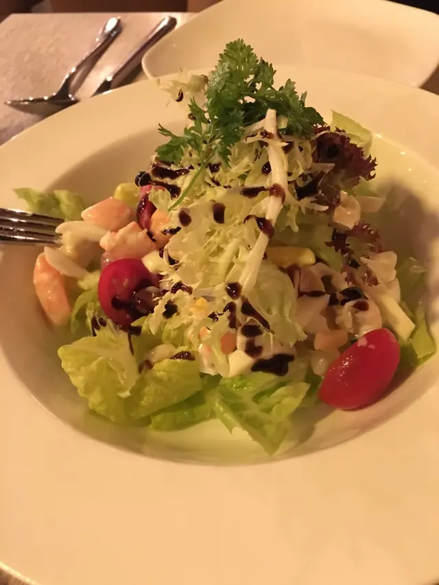 乳酪蝦仔蛋沙律