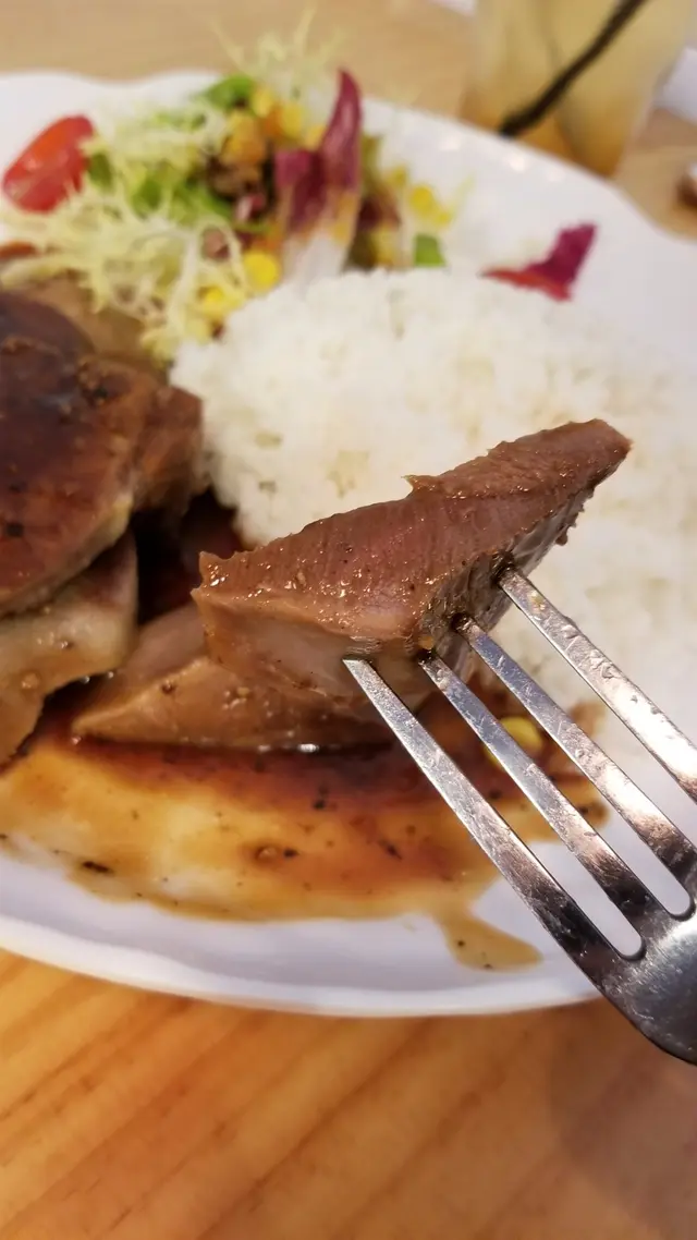 香煎厚切牛脷配日式山賊汁飯