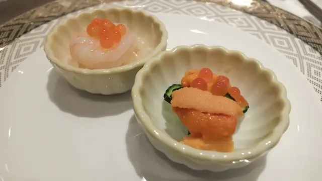 北海道馬糞海膽及脆皮燒腩仔亦是我最愛之物；前者吃得出鮮味而令人不能忘懷，後者的燒腩仔燒出脆皮細小但入味。