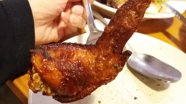芝士糯米釀無骨雞全翼