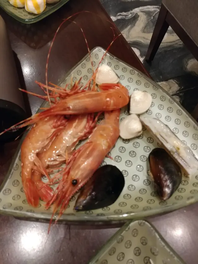 第一輪有牡丹蝦
