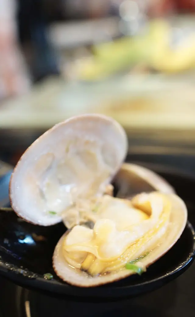 蜆肉跟湯汁同食非常美味呢