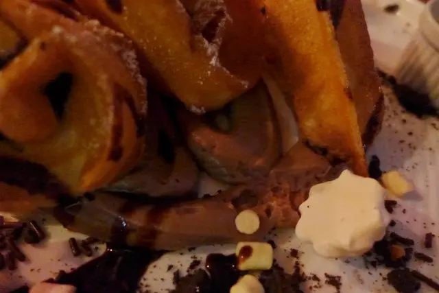 升級版奧利奧朱古力布朗尼窩夫雪糕-全份