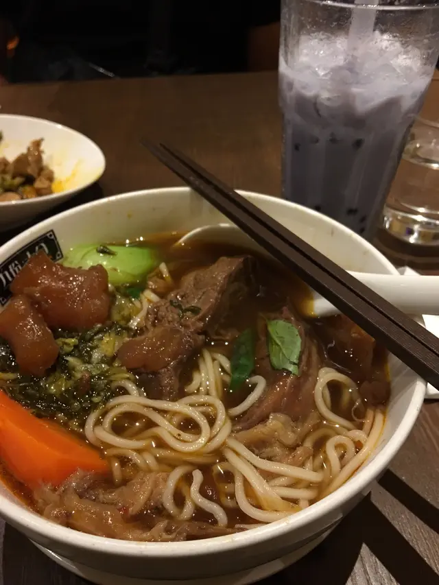 紅燒牛肉麵