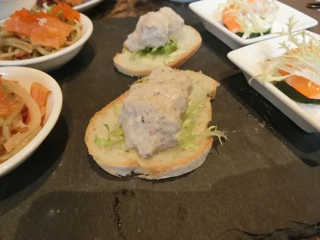 黑松露吞拿魚開邊多士