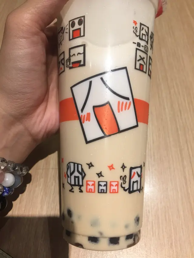 奶味較多，甜度一般。入口滑。