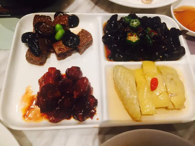 排骨太酸,木耳幾甜幾爽