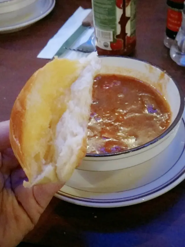 湯足料夠味唔在講, 包包已擦埋牛油, 仲擦得好均勻, 無一舊舊.