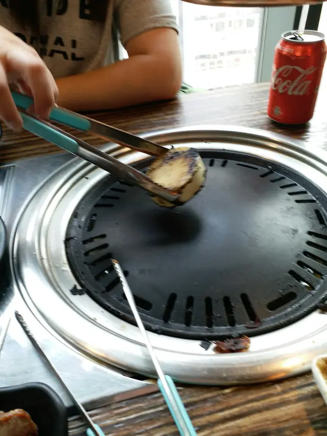 用白蘿蔔擦焦燶