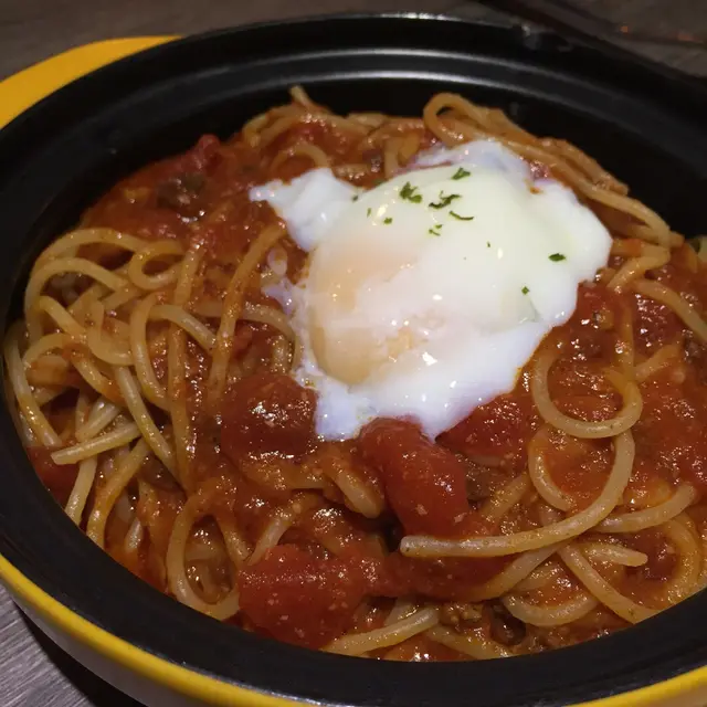 肉醬溫泉蛋意大利粉
