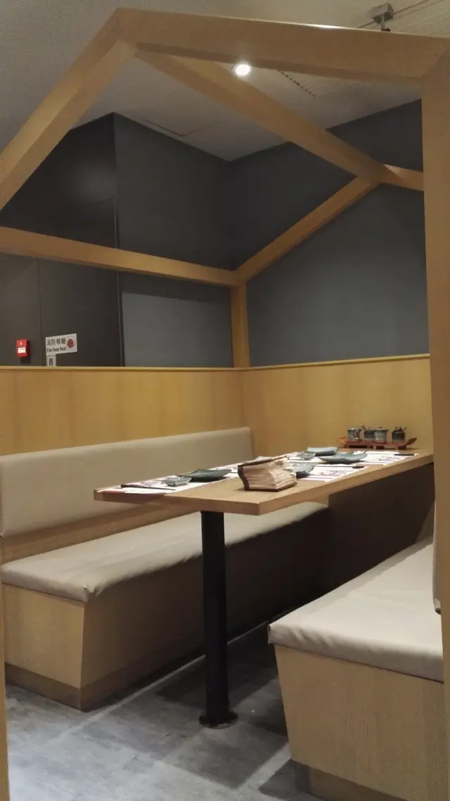 卡位外形像小屋子