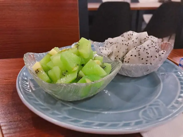 新鮮。。。。。。