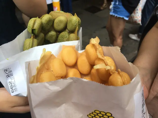 綠茶紅豆及原味雞蛋仔