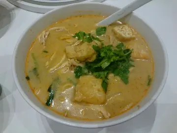 虾汤喇沙鸡肉面