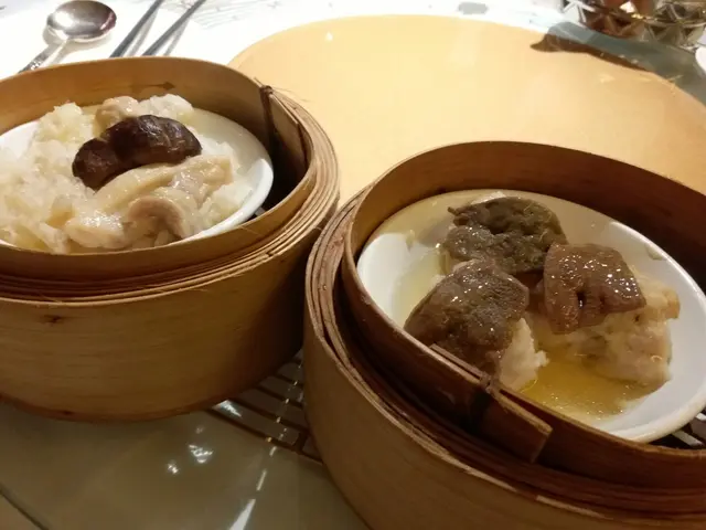 猪膶燒賣同綿花雞