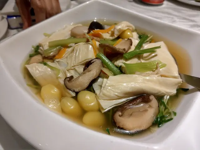 鮮腐竹銀杏浸翠苗