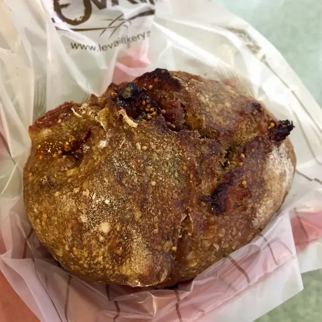 Green Tea & Figs Sourdough 綠茶無花果酸種麵包